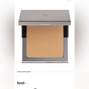 DOUCCE Cache Creme Powder Foundation - Color NM6 - Luxury - NeW